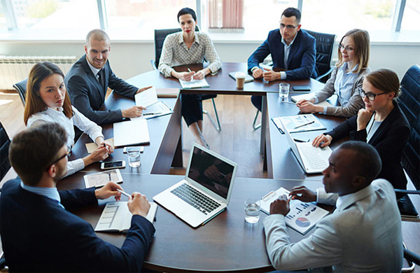 <p style="text-align: center;"><strong id="docs-internal-guid-da9cba91-7fff-6531-8842-d55ec3e84605">Th&ocirc;ng điệp từ Ban Gi&aacute;m Đốc</strong></p>